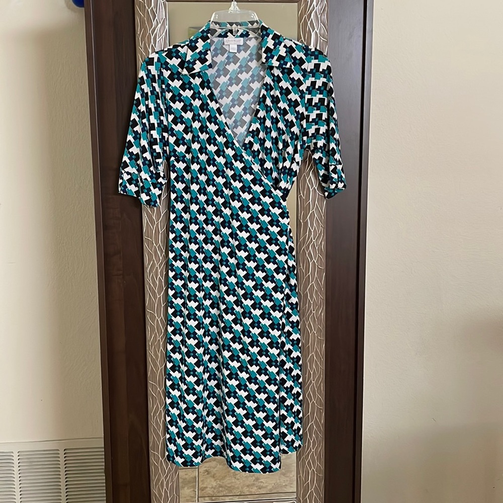 A Pea in the Pod maternity dress